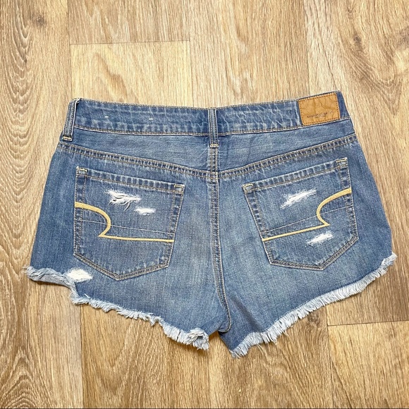 American Eagle Tomgirl Shortie Distressed Shorts - Picture 6 of 6
